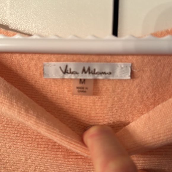 Vila Milano sweater 🍑 - Picture 2 of 3